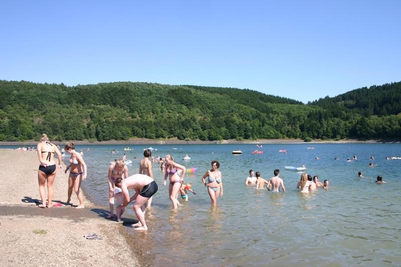Gasthof Hollaender Eck Lennestadt Ruang foto